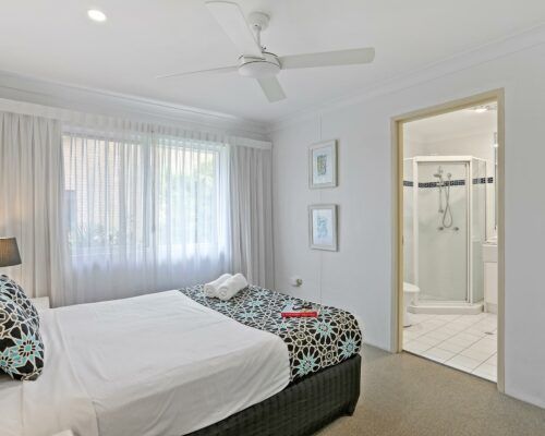 burleigh-beach-2-bedroom-apartments-unit-29-(8)
